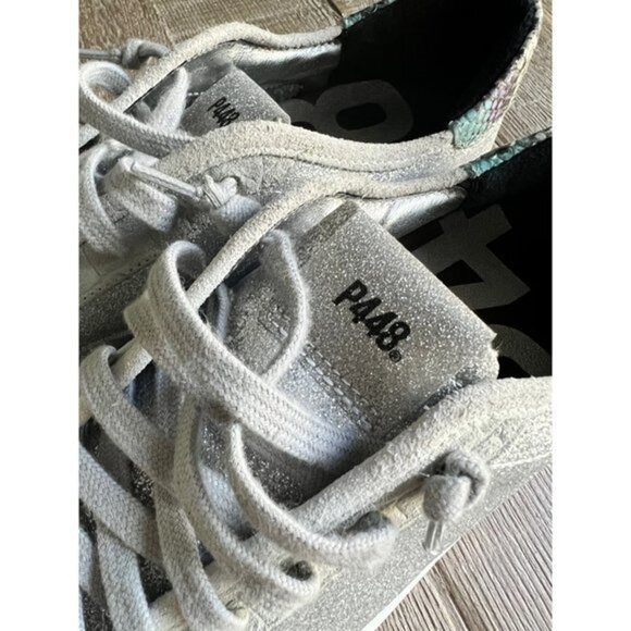NWOB P448 Women's Johnny-W Sneaker, Glitter Ice SIZE 39 - Picture 2 of 9